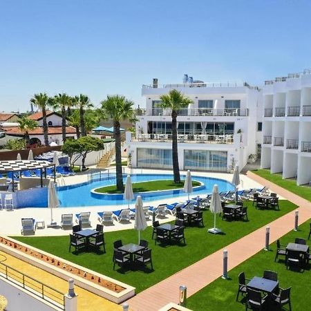 Mimoza Beachfront Hotel & Restaurant 파마구스타 외부 사진