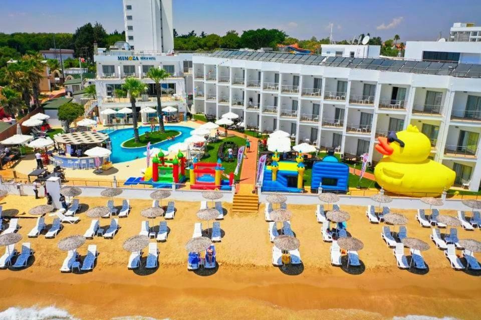 Mimoza Beachfront Hotel & Restaurant 파마구스타 외부 사진